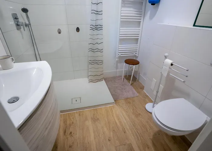 Appartamento Violet's Place Črni Kal