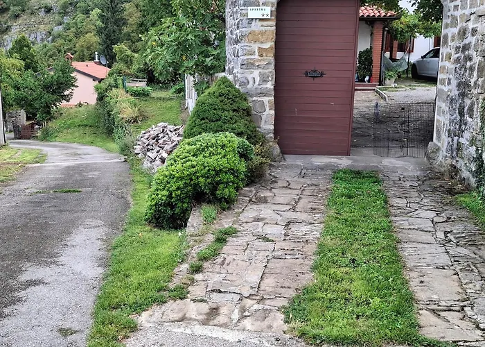 Violet's Place 아파트 Črni Kal